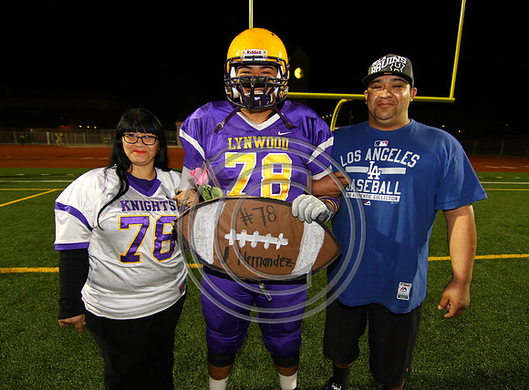 Football 10-30-15_025