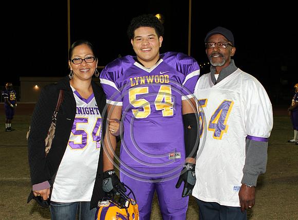 Football 10-31-14_070