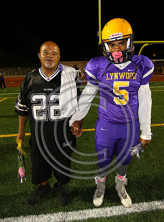 Football 10-30-15_009