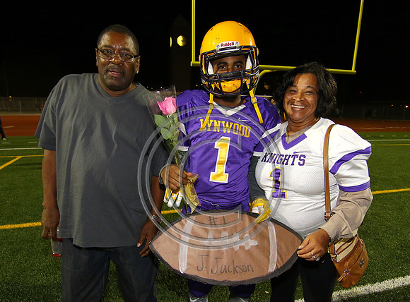 Football 10-30-15_005