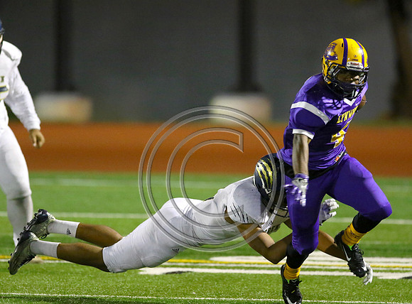Football 11-4-16_358