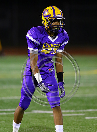 Football 11-4-16_320