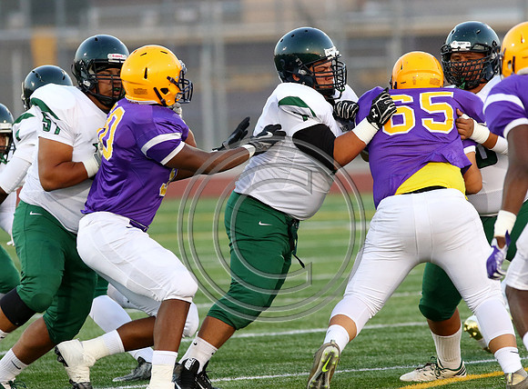 Football 8-25-17_019