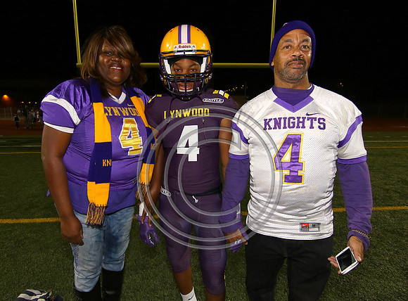 Football 11-3-17_007