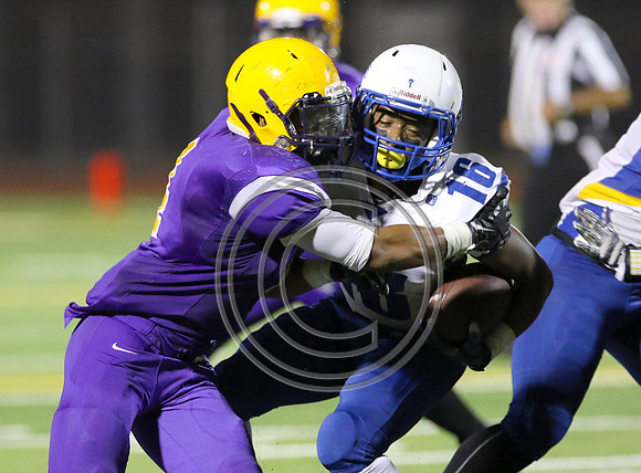 Football 10-9-15_201