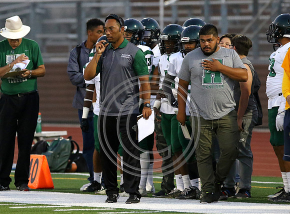 Football 8-25-17_088