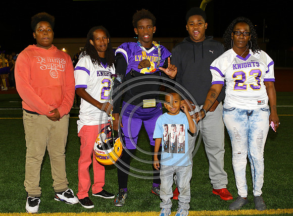 Football 11-4-16_005