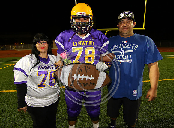 Football 10-30-15_027