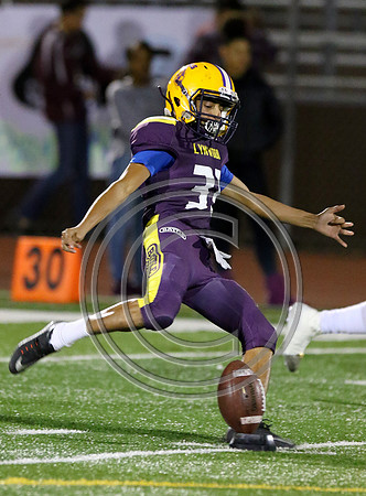 Football 11-3-17_047