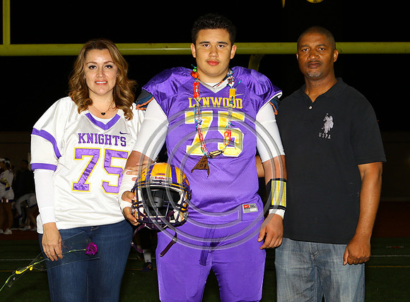 Football 11-4-16_060