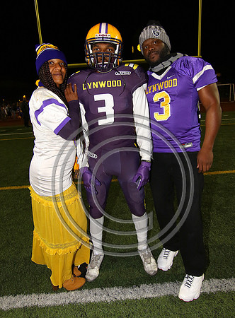 Football 11-3-17_005