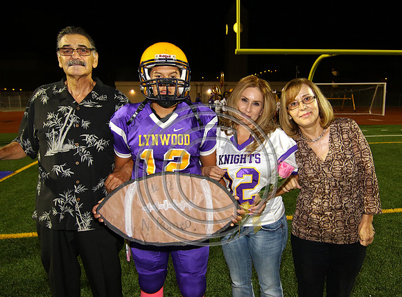 Football 10-30-15_015