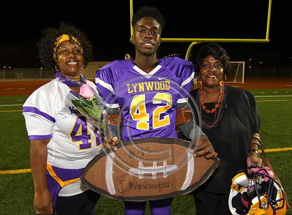 Football 10-30-15_019