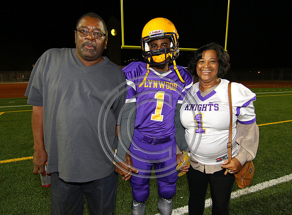 Football 10-30-15_002