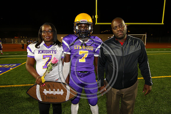 Football 10-30-15_014
