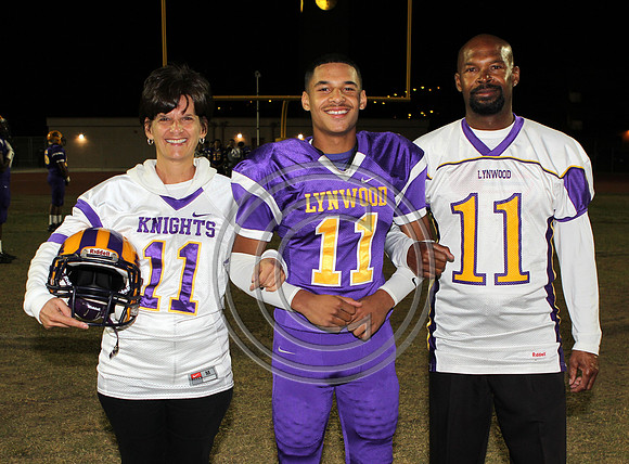 Football 10-31-14_045