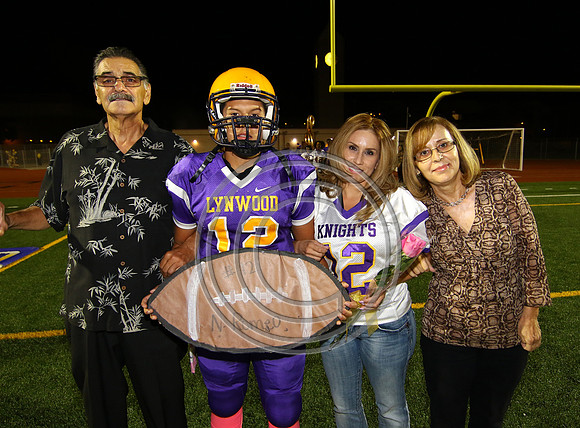 Football 10-30-15_016