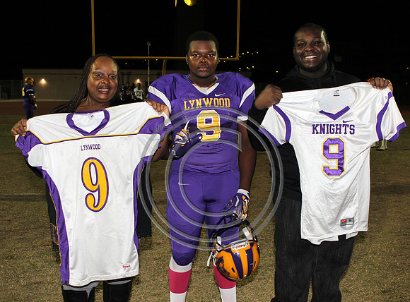 Football 10-31-14_036