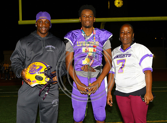 Football 11-4-16_012