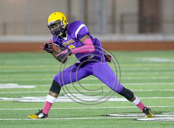 Football 10-9-15_083