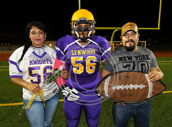Football 10-30-15_023