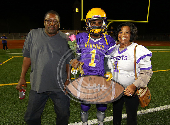 Football 10-30-15_004
