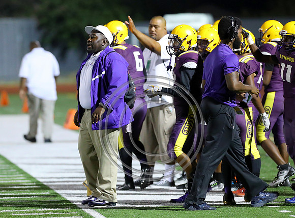 Football 9-13-18_120