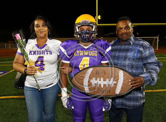 Football 10-30-15_007