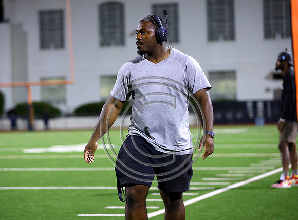 Football 9-23-22_503