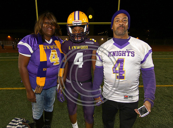 Football 11-3-17_006