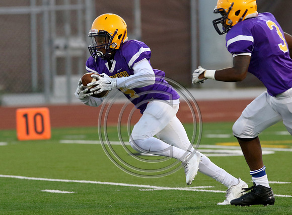 Football 8-25-17_041