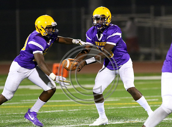 Football 8-25-17_174