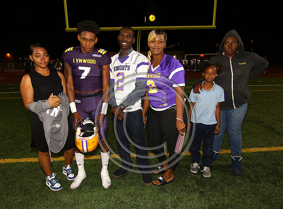 Football 11-3-17_001
