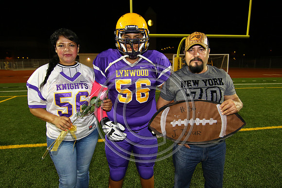 Football 10-30-15_022